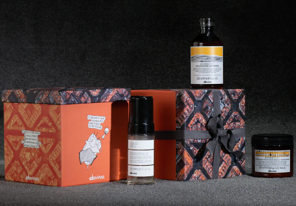 Davines NATURALTECH Nourishing Holiday Set